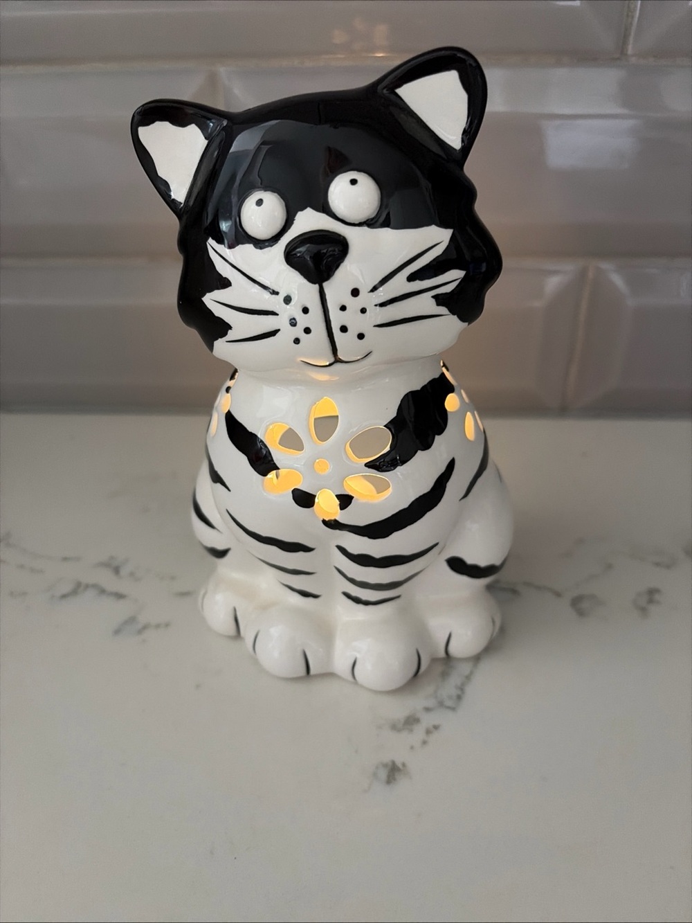 Black and White Ceramic Cat Wax Warmer - Decorative Candle Holder